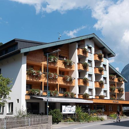 Hotel Kanisfluh Мелау Екстериор снимка