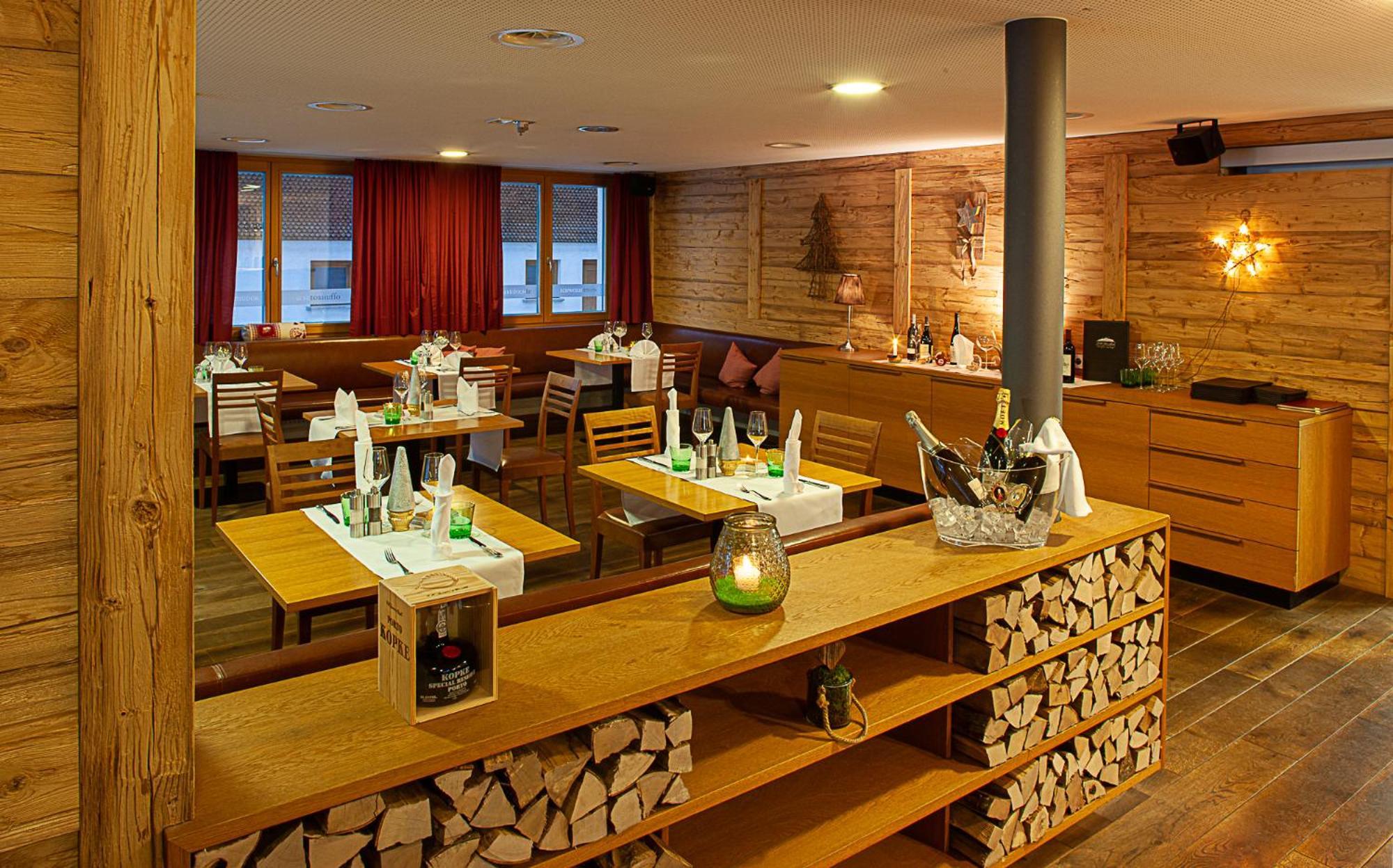 Hotel Kanisfluh Мелау Екстериор снимка