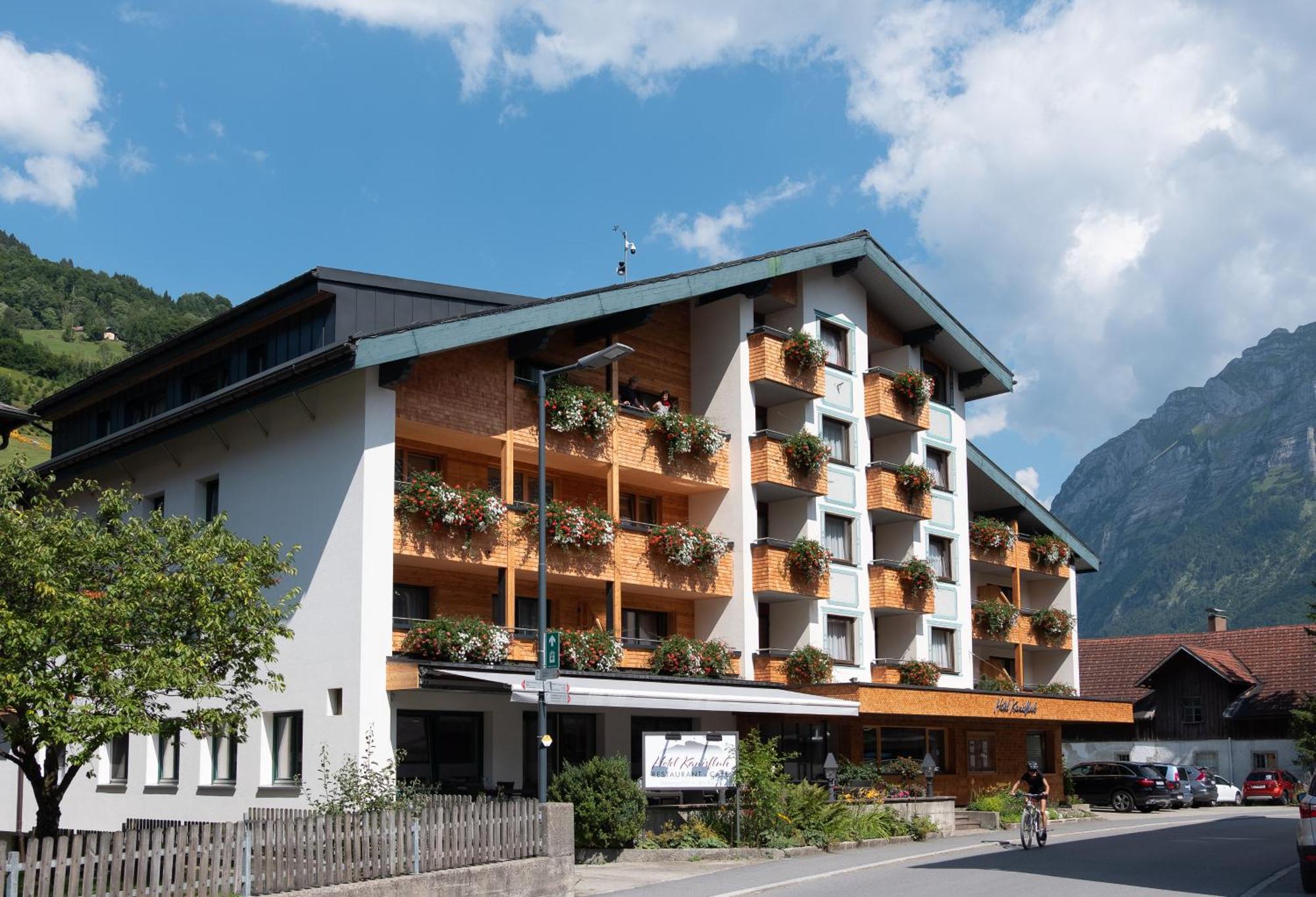 Hotel Kanisfluh Мелау Екстериор снимка