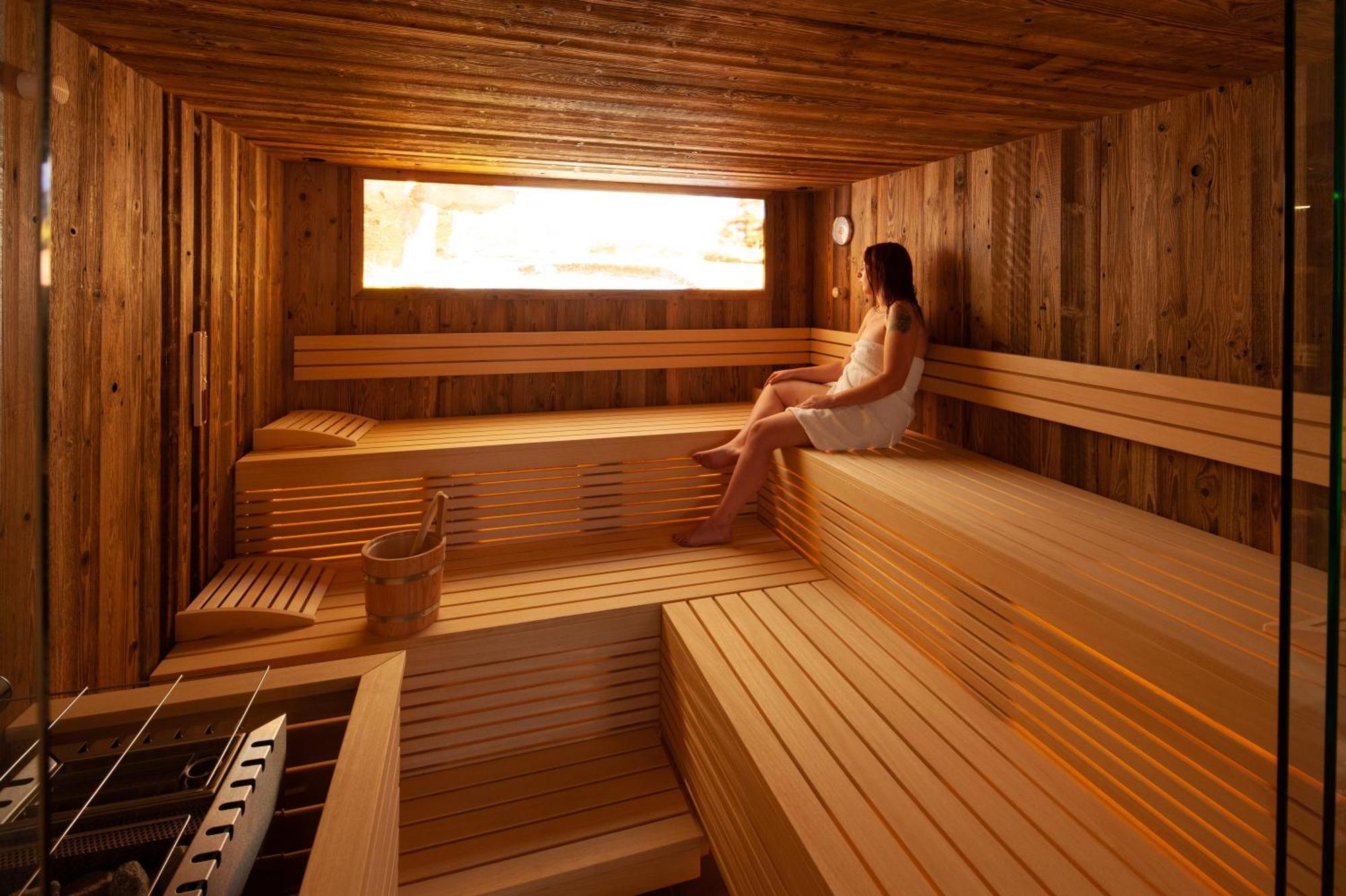 Hotel Kanisfluh Мелау Екстериор снимка