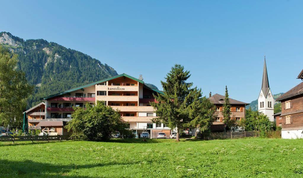 Hotel Kanisfluh Мелау Екстериор снимка